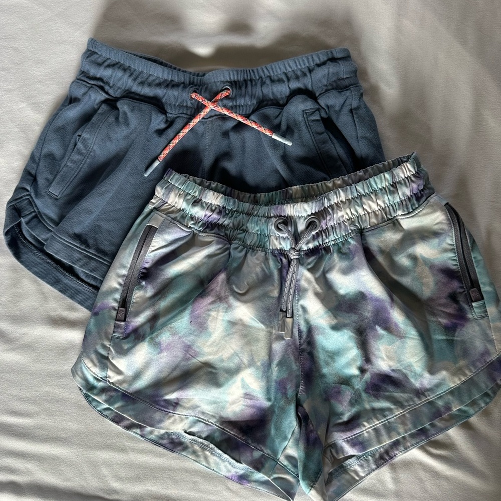 Athleta Double Pack Athletic Shorts — Charcoal & Iridescent Multicolor